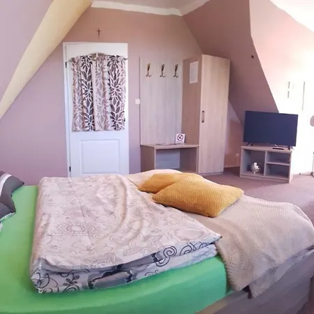 Barbara Quarto em Acomodações Particulares